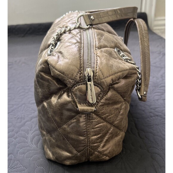 Michael Kors Quilted Lamb Leather Shoulder Handbag Gold Lame 2 Way Chain Strap - Picture 7 of 15